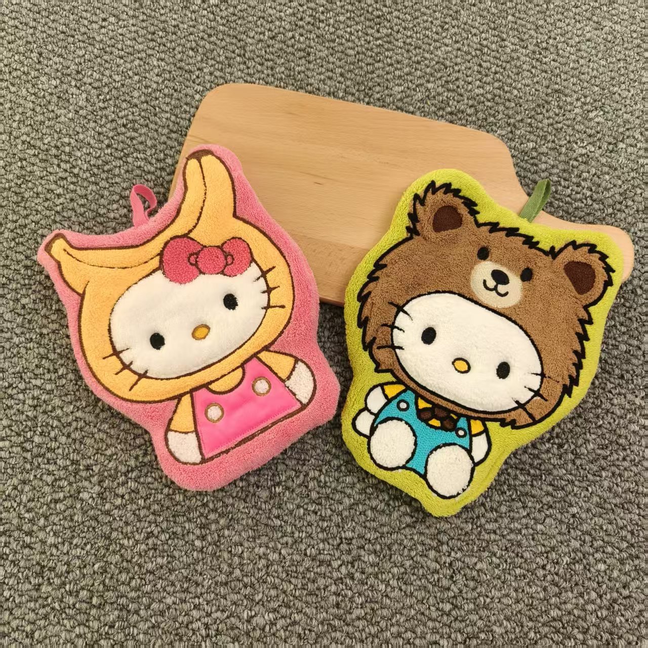 Cute Hello Kitty Cartoon Hangi - Commercial Kitchen Towels のレビューと価格