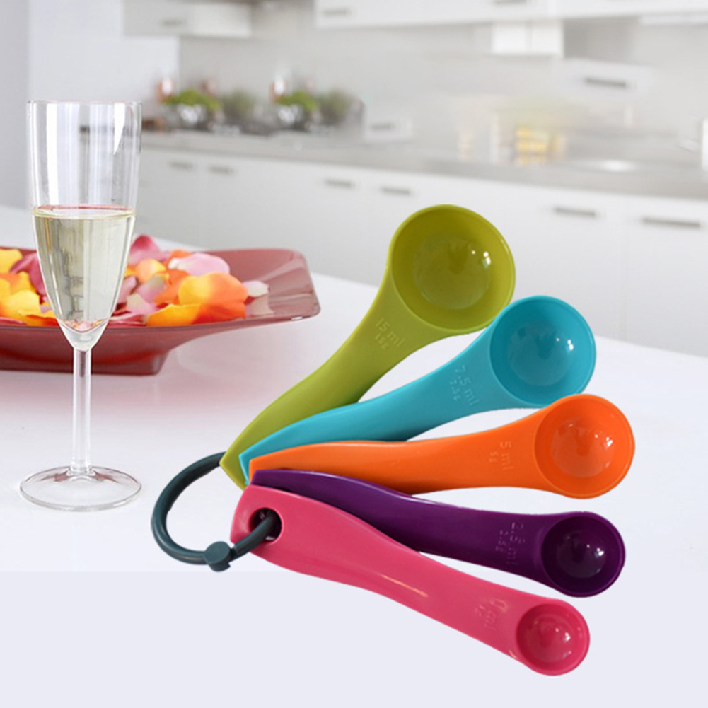 5-Piece Colorful Salt Oil Spoo - Commercial Kitchen Products のレビューと価格