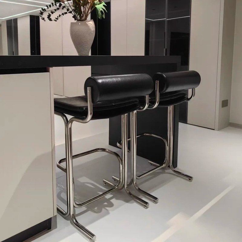 Bauhaus Inspired Bar Stool Des - Commercial Kitchen Designer のレビューと価格