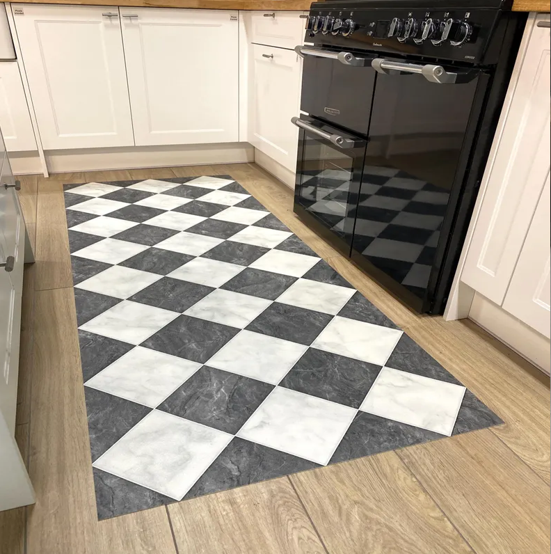Checkerboard Vinyl Runner Rug  - Commercial Kitchen Tile のレビューと価格
